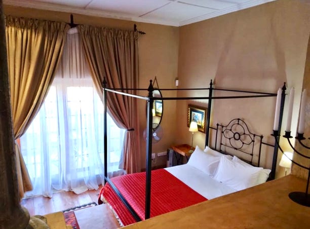 Vultures Lodge AA Superior Accommodation and Self-Catering